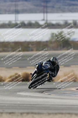 media/Nov-16-2025-Race Pace (Sun) [[8c5fa54630]]/Non Verified Riders (1st 20 Minutes)/1-Turn 14 (10am)/